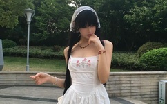 办公室桌子做剧烈运动打扑克